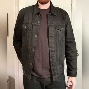 Black Distressed Levi's Trucker Jacket
